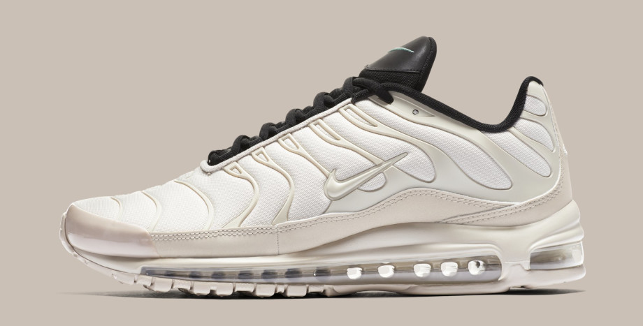 air max plus half and half