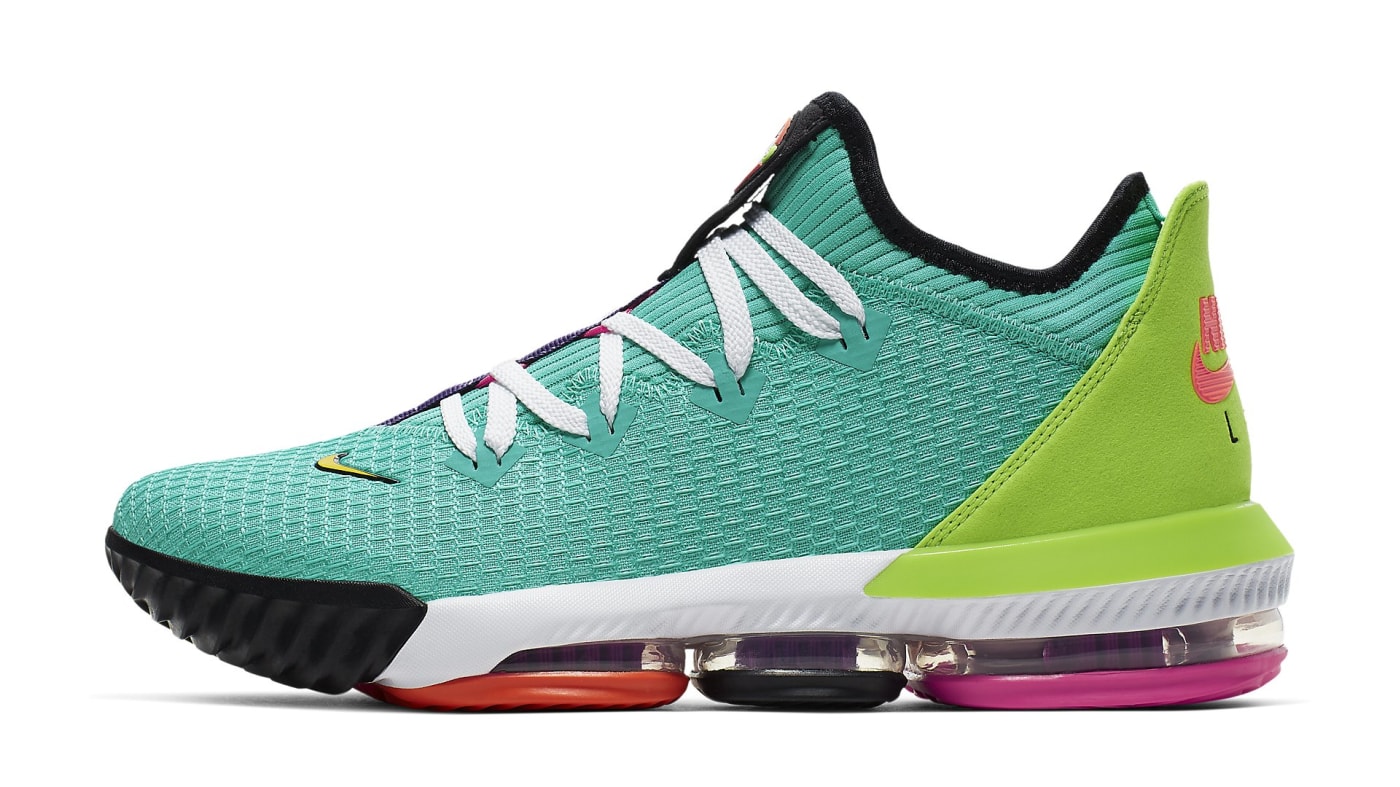 champs sports lebron 16