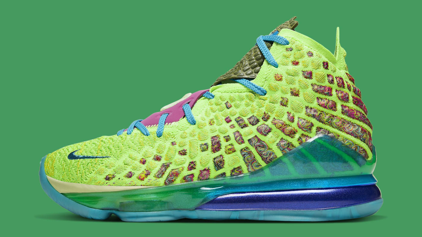 nike lebron 17 lakeshow
