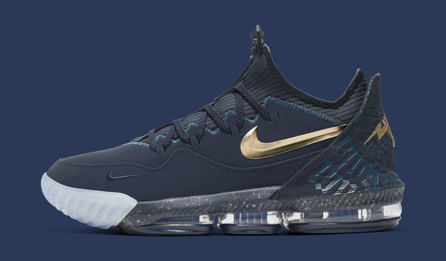 titan x nike lebron 19