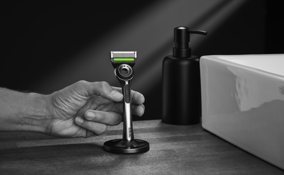 How to Shave For Football’s Big Game With GilletteLabs With Exfoliating