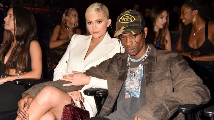 Kylie Jenner Gave Travis Scott A Birthday Cake Of His Own Sneaker