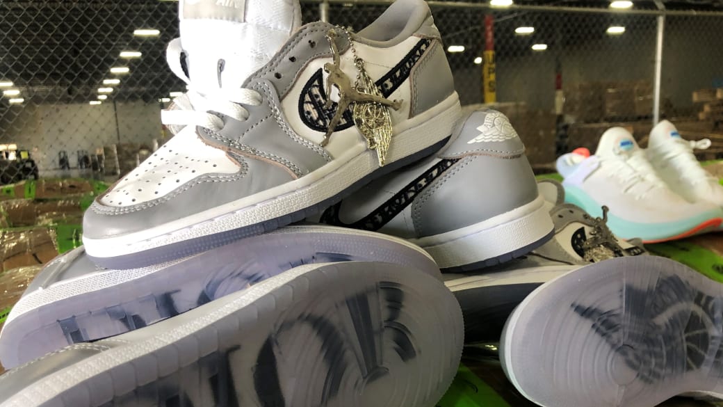 Air Jordan 1 Complex