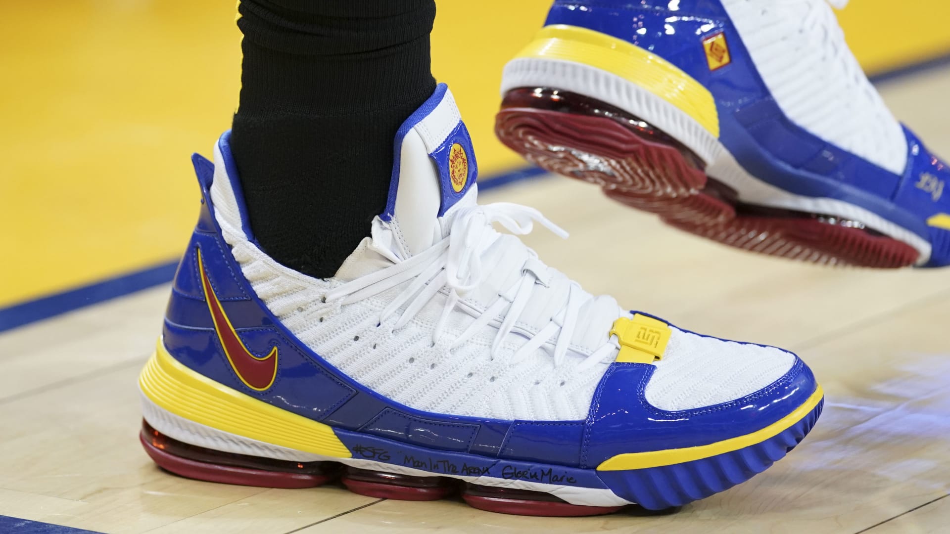 NBA Christmas Shoes: Best Sneakers Worn on Christmas Day ...