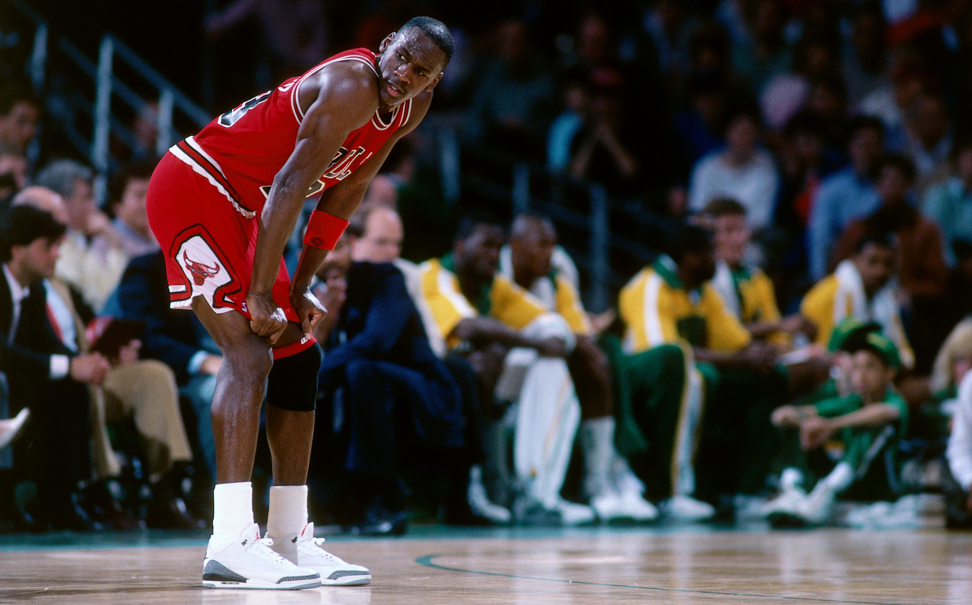 gold chain michael jordan