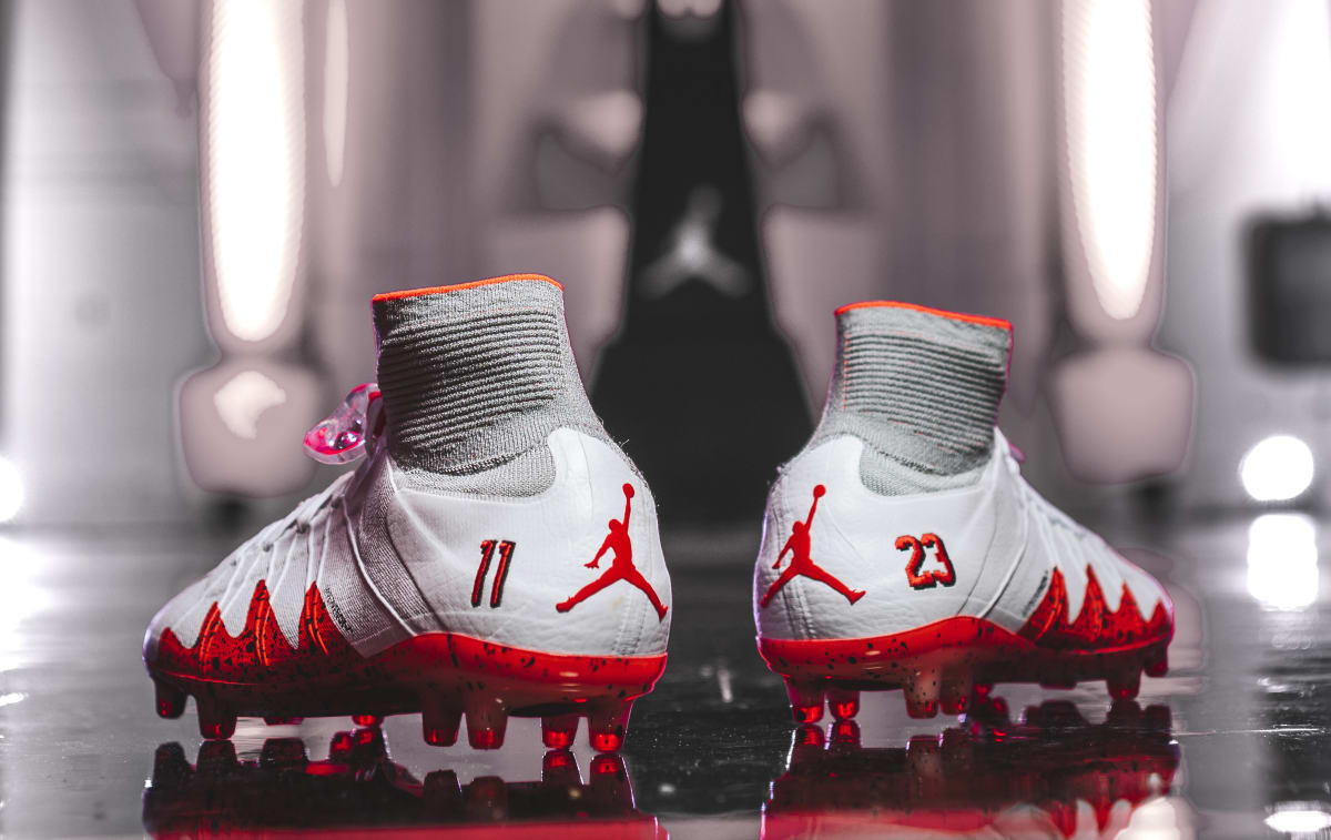neymar x jordan cleats