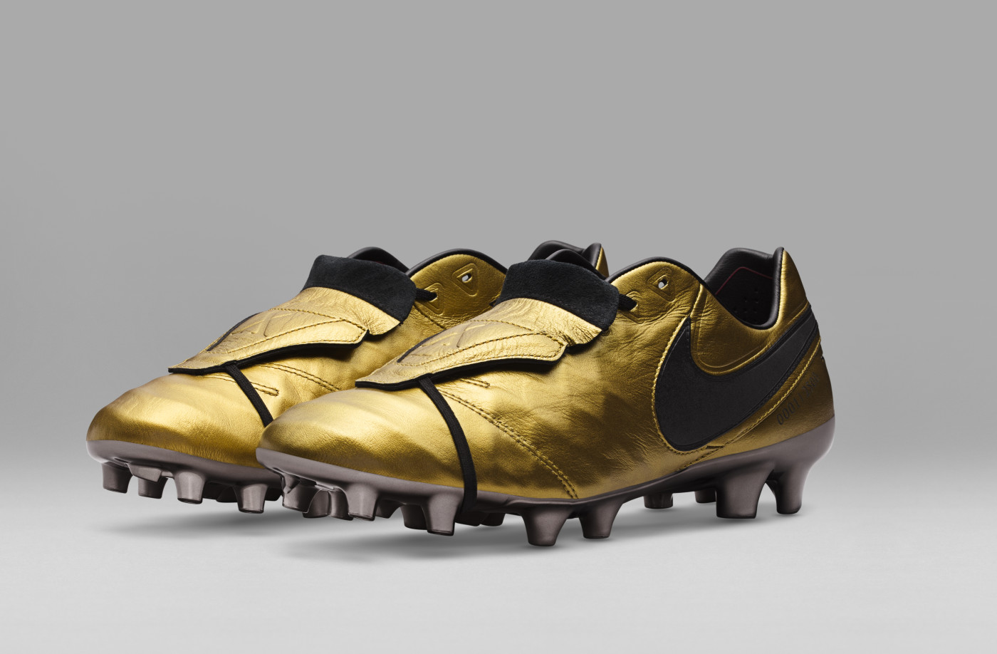 Nike Unveil 'Tiempo Totti x Roma' Boots Celebrate the Golden 25-Year of Francesco Totti | UK