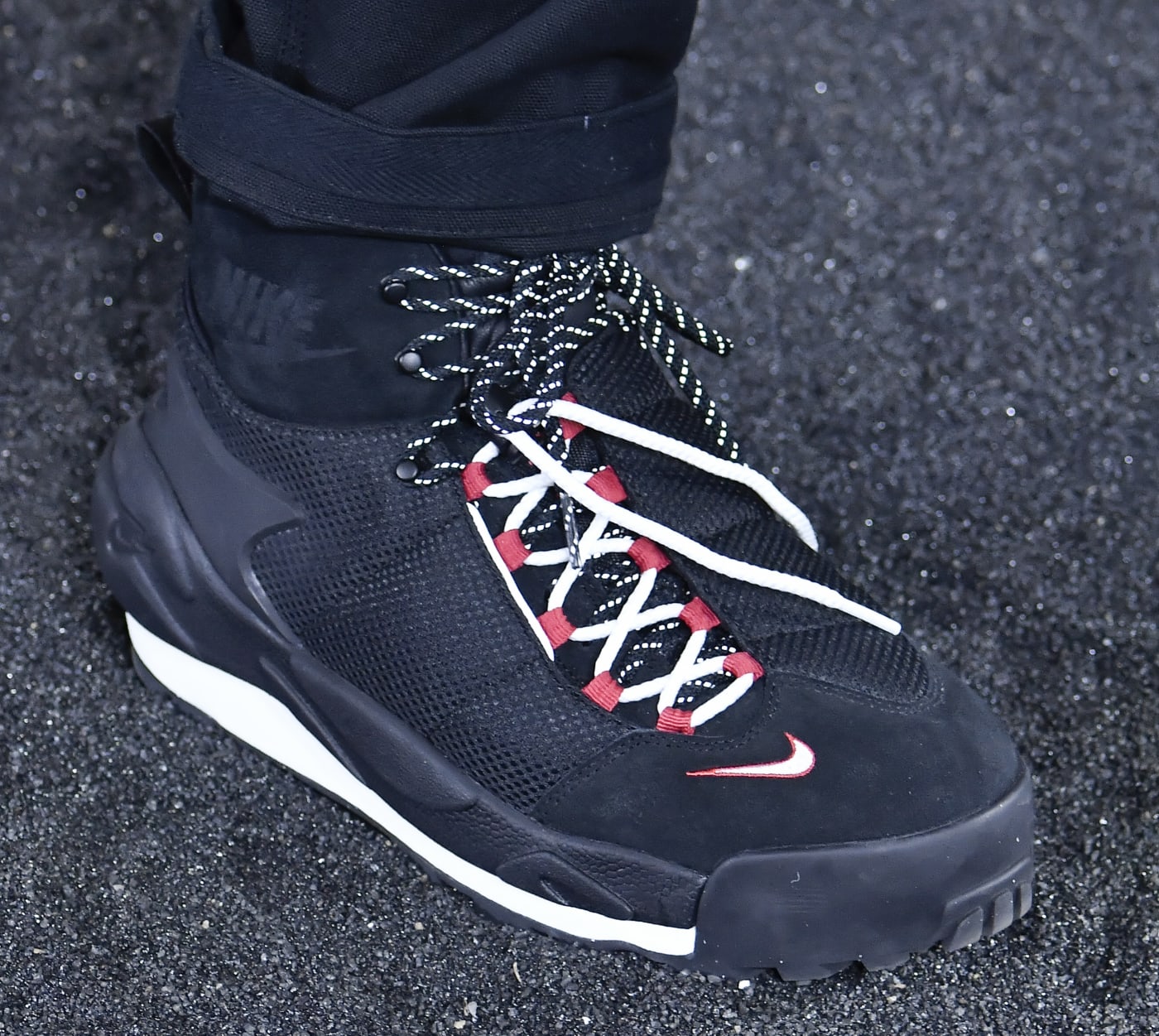 new mens sneakers 2023