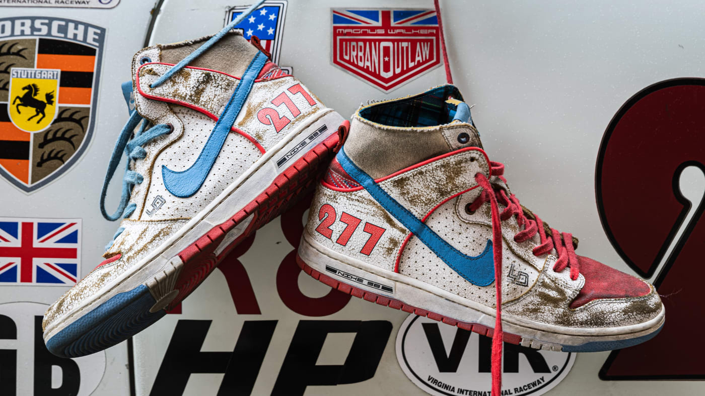 excursionismo Composición Abandonado Magnus Walker's Nike SB Dunk With Ishod Wair: Full Story and Release Date |  Complex