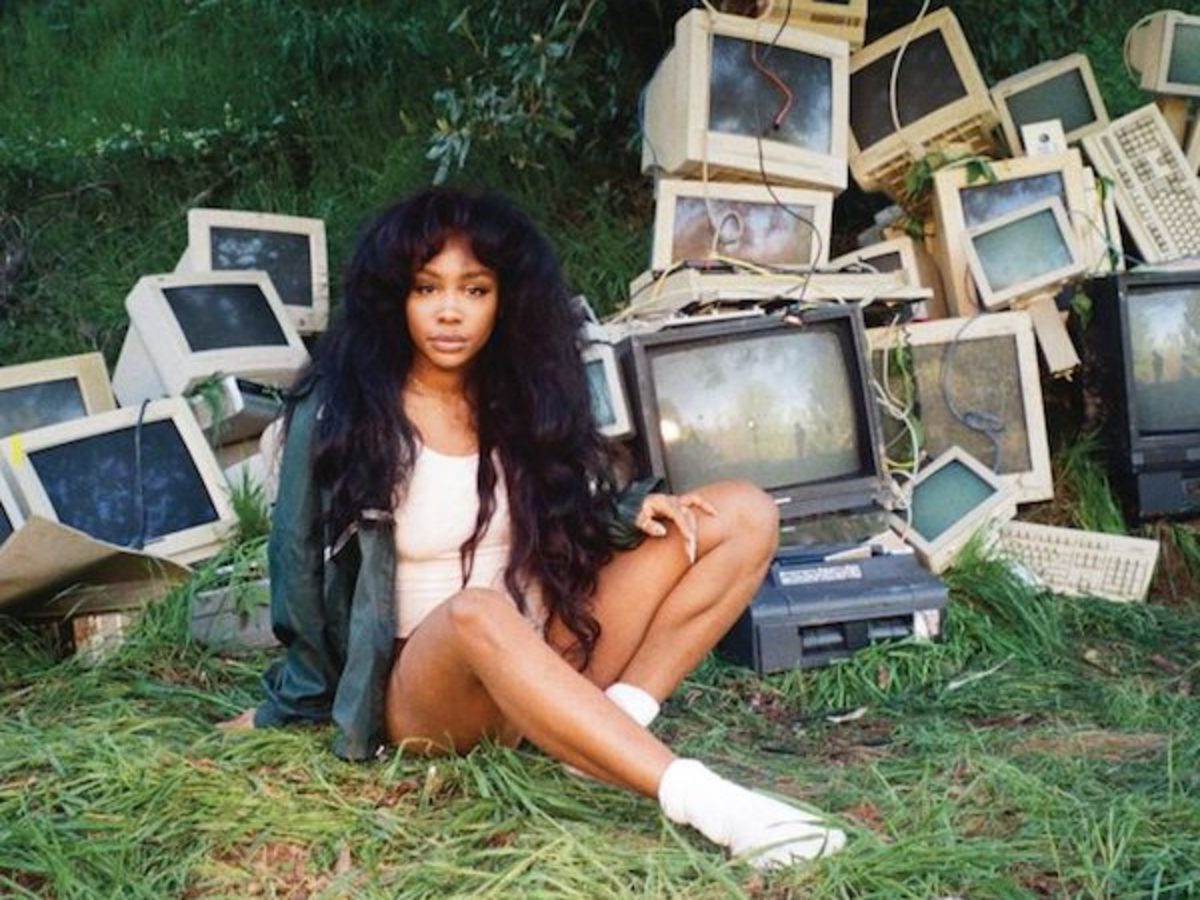 On ‘Ctrl,’ SZA Reveals Who She Really Is Complex