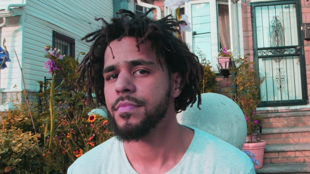 The Best Reactions To J Cole S New Song About Folding Clothes
