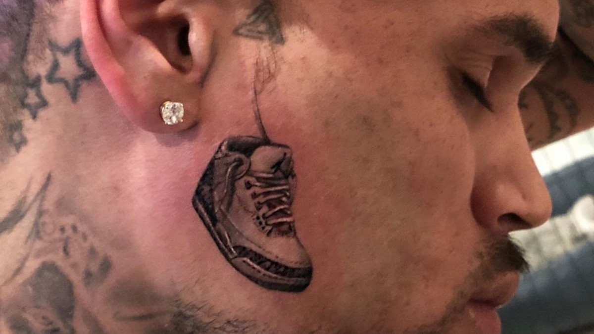 Chris Brown Really Got an Air Jordan Tattooed on His Face ...