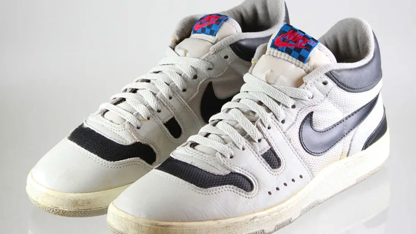 Nike Attack Retro and Social Status Collaboration Coming in 2023 |