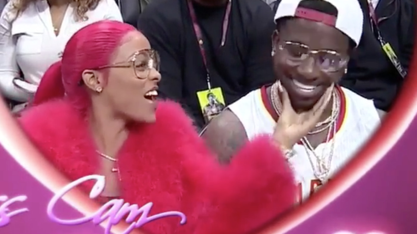 Watch Gucci Mane Propose to His Girlfriend During Kiss Cam at a Hawks Game  | Complex