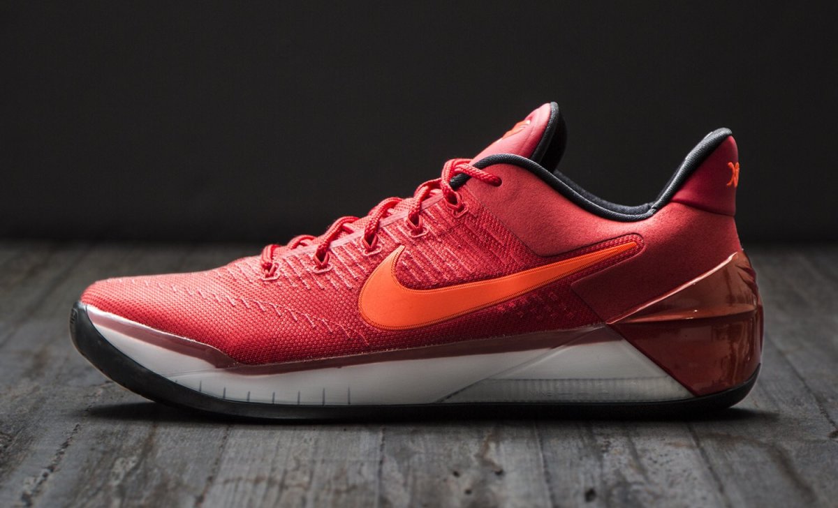 kobe ad shoes red