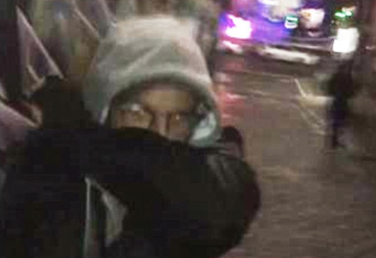 Woman Claims to Have Caught Banksy on Camera Spraypainting in Melbourne
