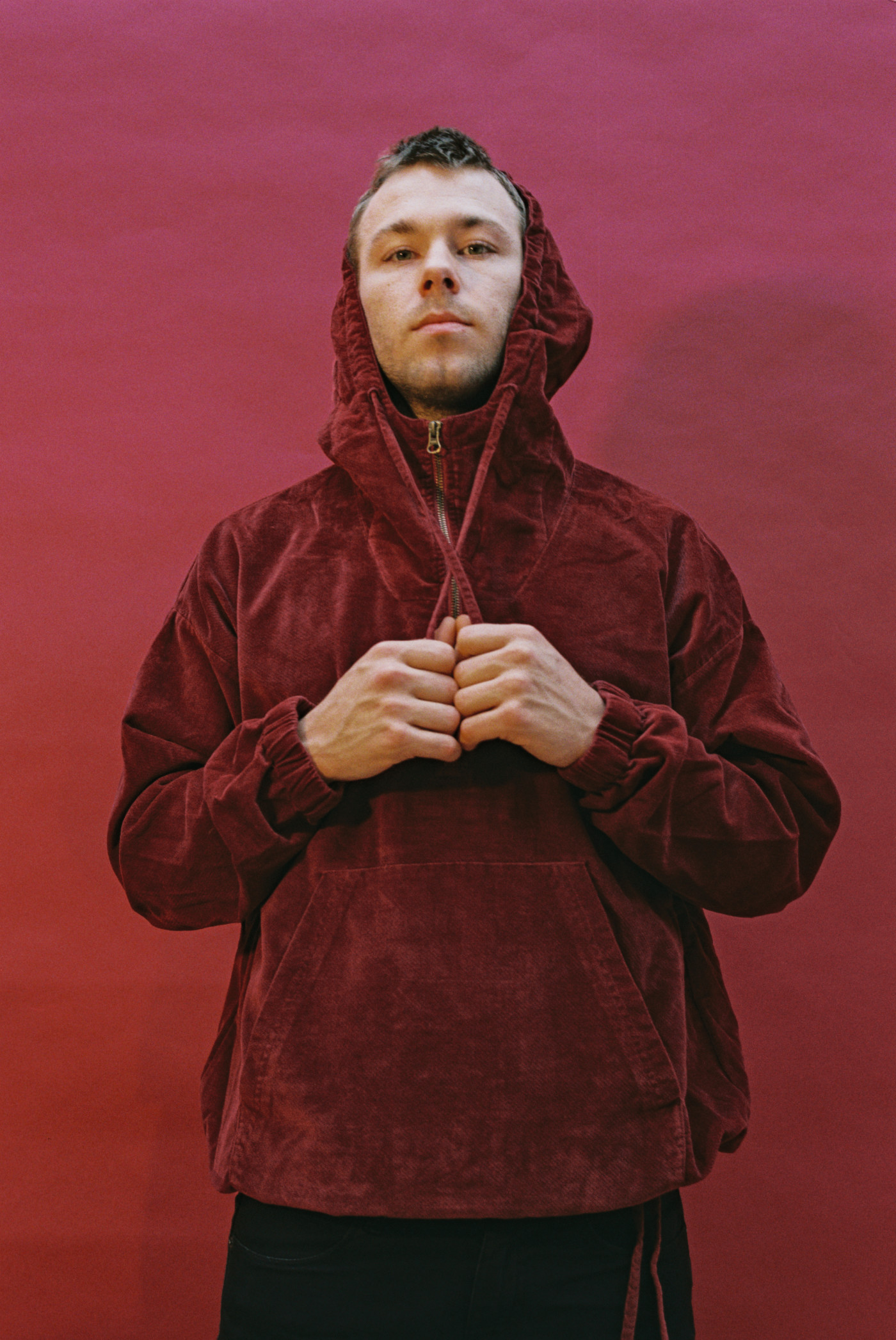 Joe Hertz Links Up With Jones For Silky New Single Simple Complex Emptiness weighing me down let me take a break to figure me out no point finishing now playing the wrong game, rolling down. complex