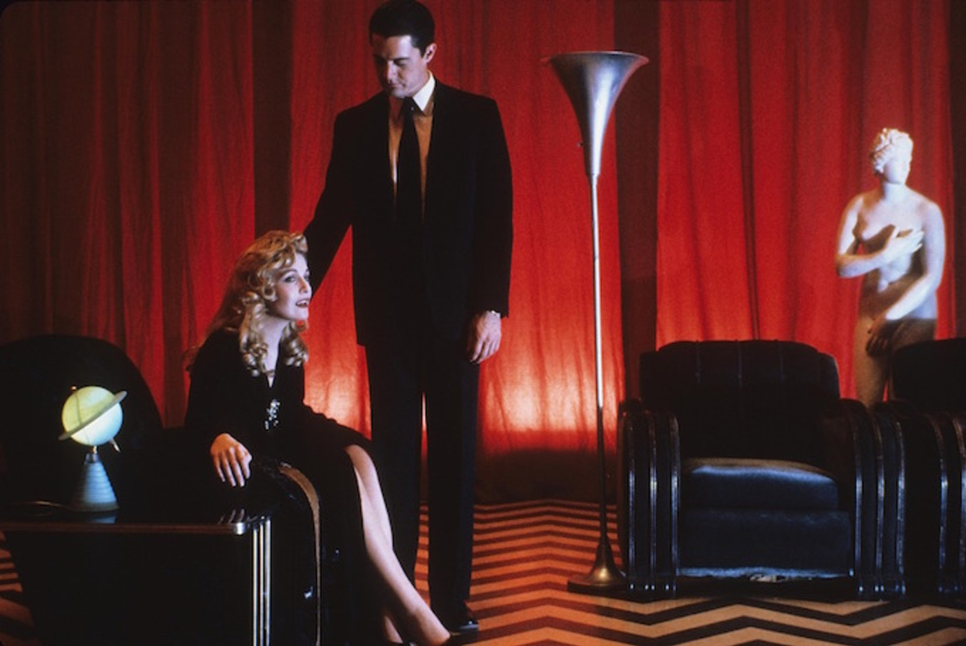 1. "Twin Peaks Tattoo" by David Lynch - wide 4