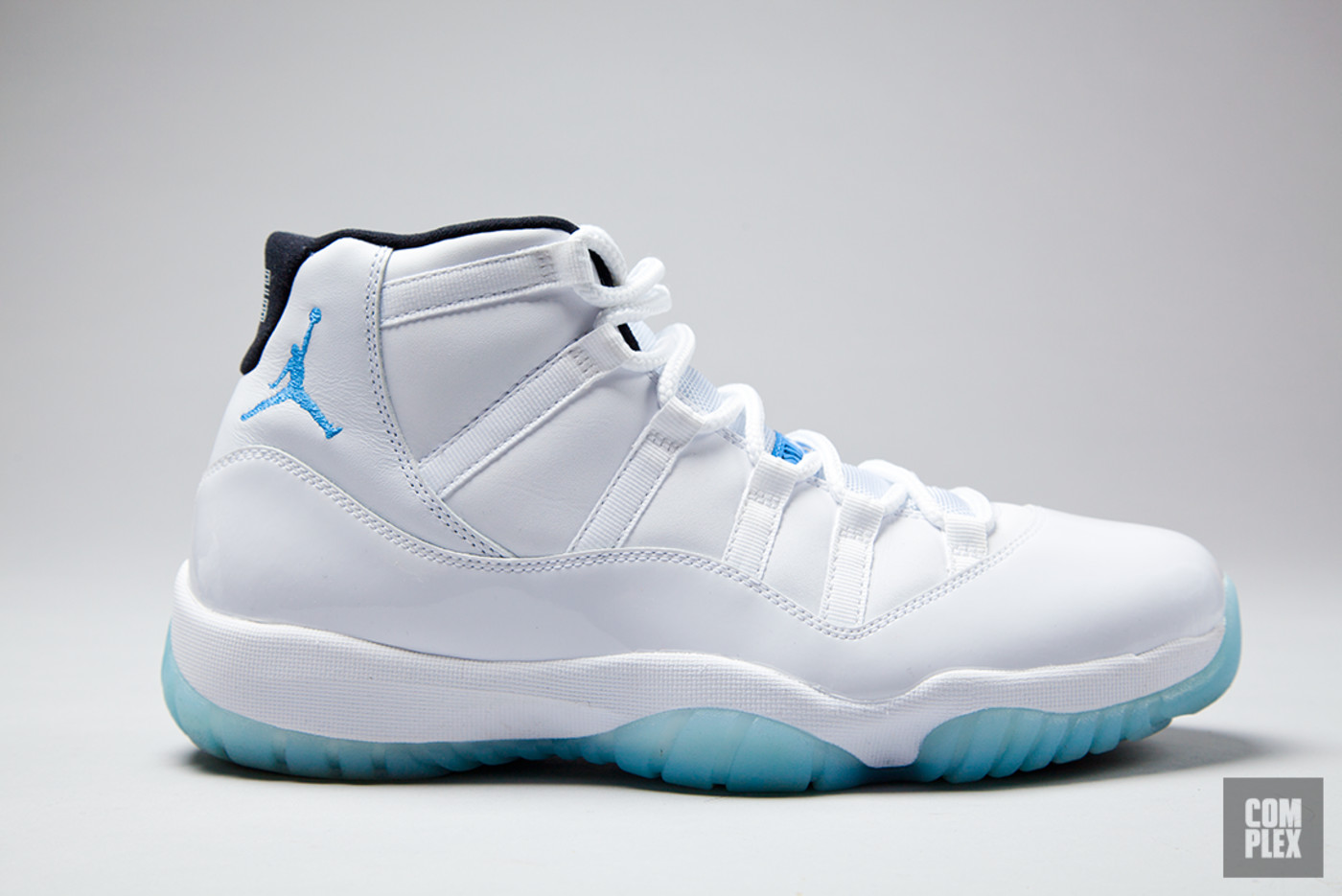 jordan 11 tar heel blue