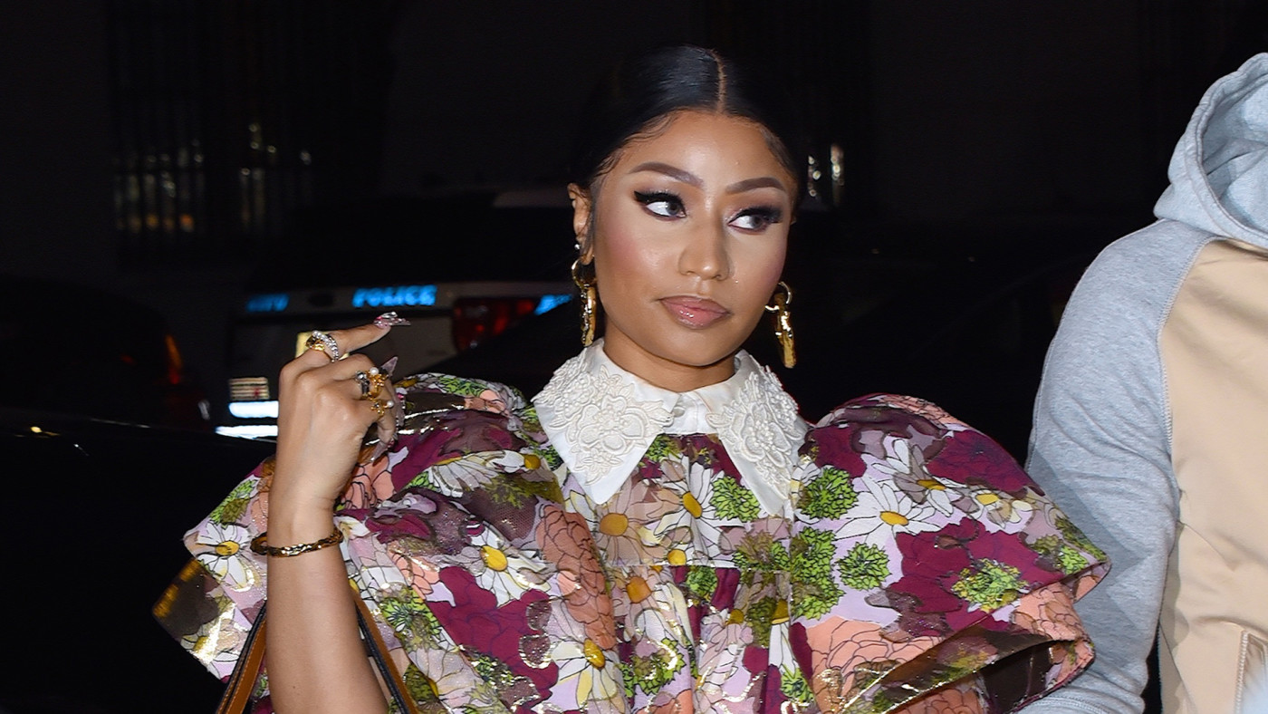 Nicki Minaj Calls Out Twitter Page Showing a False Photo of Her Child ...