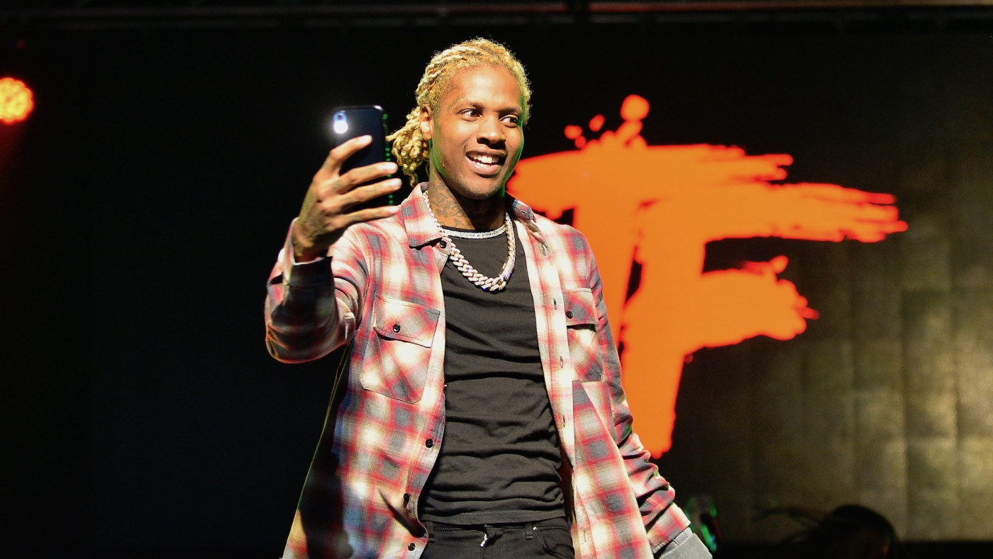 Lil Durk Helps Deliver Meals To Coronavirus Frontline Workers In Chicago Complex