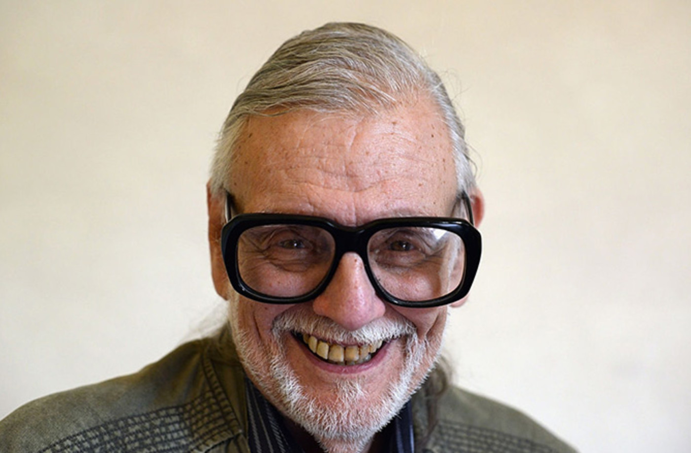 Legendary Director A. Romero Dies at 77 Complex