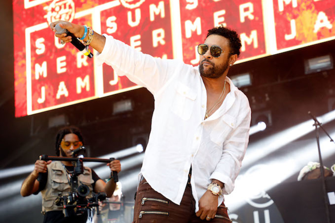 Rihanna Rep Denies That Singer Asked Shaggy To Audition To Feature On New Album Update Complex