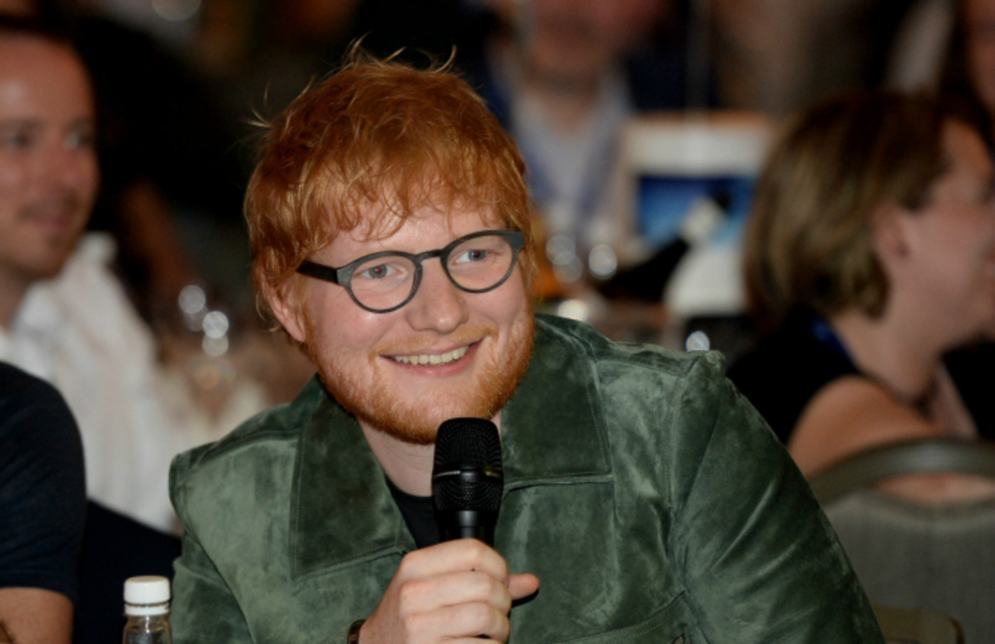 Get Wallpaper Ed Sheeran S No 6 Collaborations Project Debuts At No 1 Complex Free HD