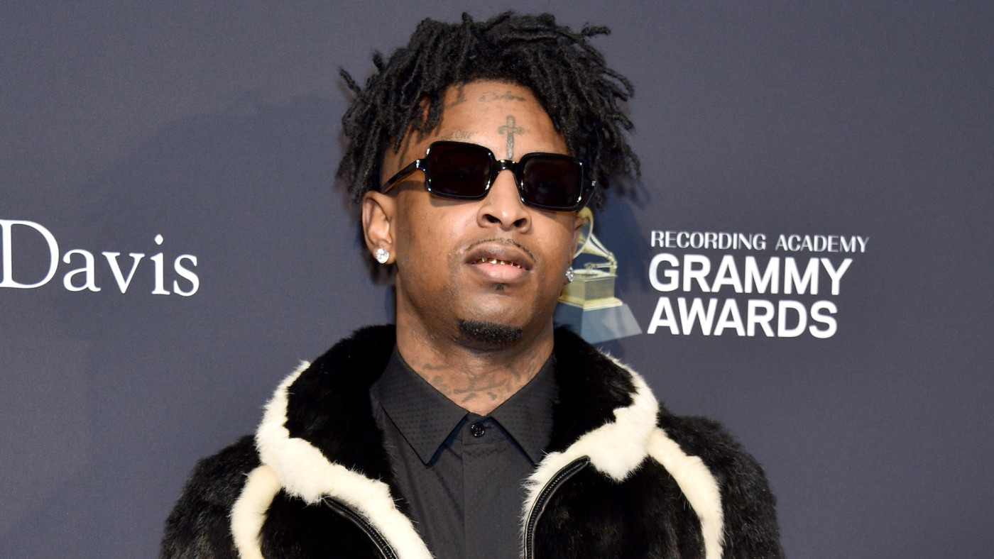 21 Savage Shows Off Ovo Owl Chain That Was Seemingly Gifted To Him By Drake Complex Chain & link bracelets all bracelets anklets. 21 savage shows off ovo owl chain that