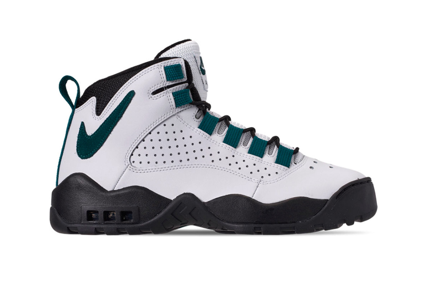 nike alpha menace cleat
