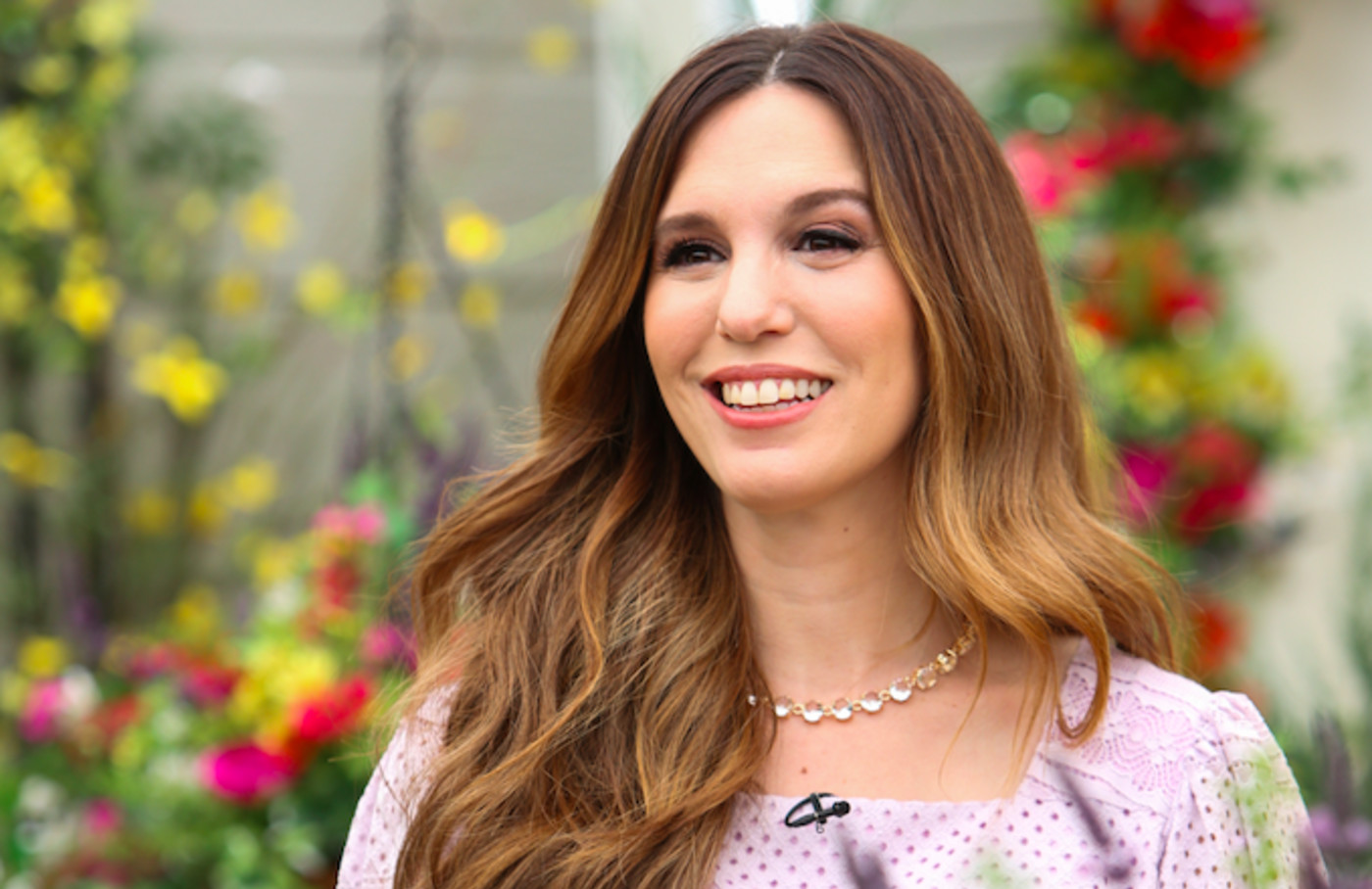 Even Stevens Star Christy Carlson Romano Details Her Battle With Depression And Self Har Complex