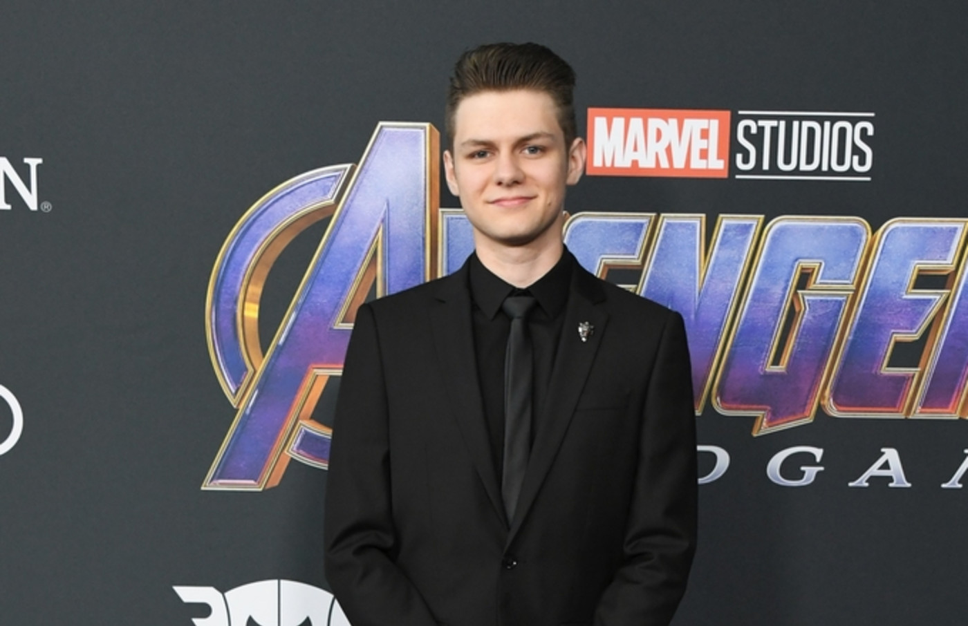 Fans Are Convinced This Endgame Cameo May Hint At Future Of One Avenger Complex