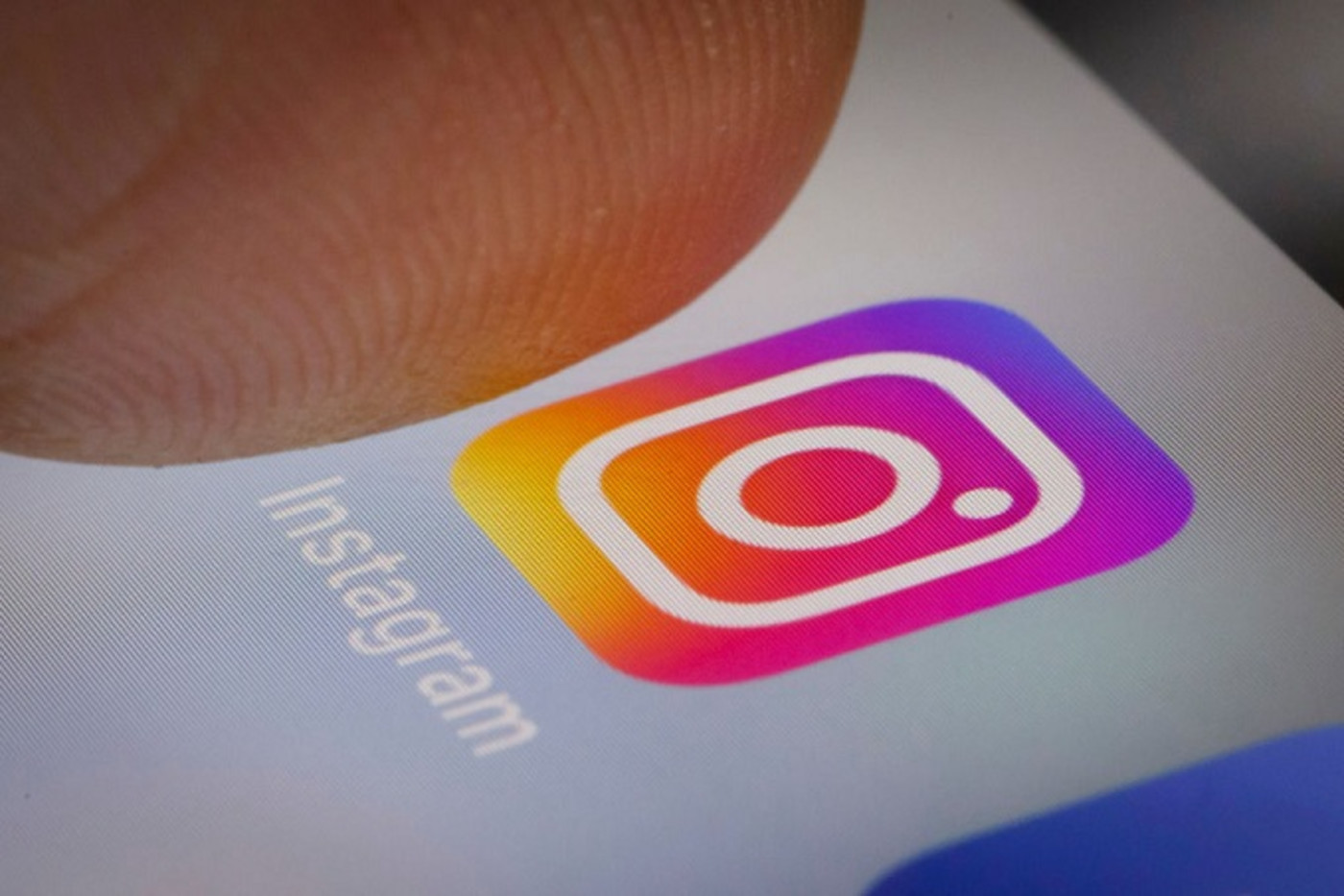 Instagram To Blow Up Your Spot If You Screenshot Someone S Story Complex
