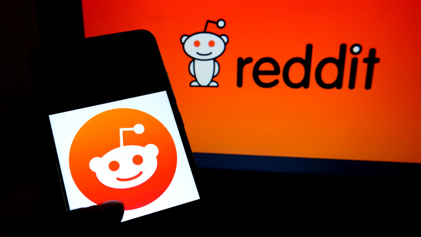 Reddit Runs 5 Second Super Bowl Ad Following Gamestop Saga Complex Best memes from the super bowl, from the weeknd's halftime performance to drake at state. reddit runs 5 second super bowl ad
