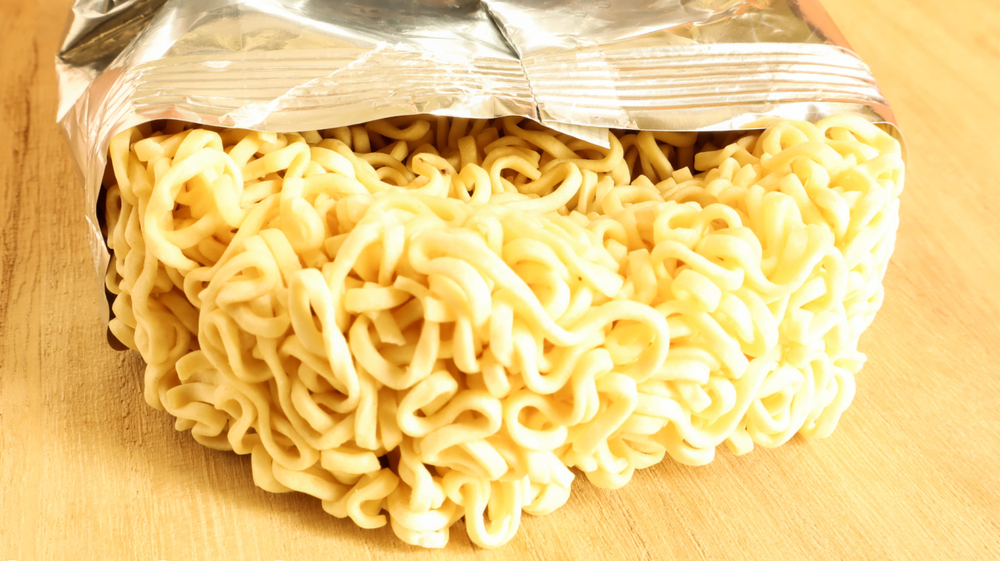 Is It Safe To Eat Uncooked Ramen