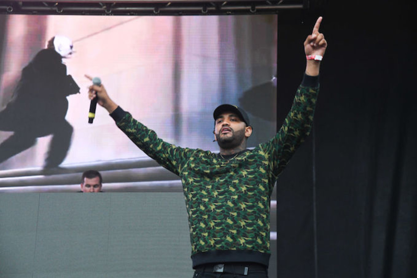 Joyner Lucas Insists Lil Pump Remix Wasn T A Diss Complex Joyner lucas bank account remix. joyner lucas insists lil pump remix