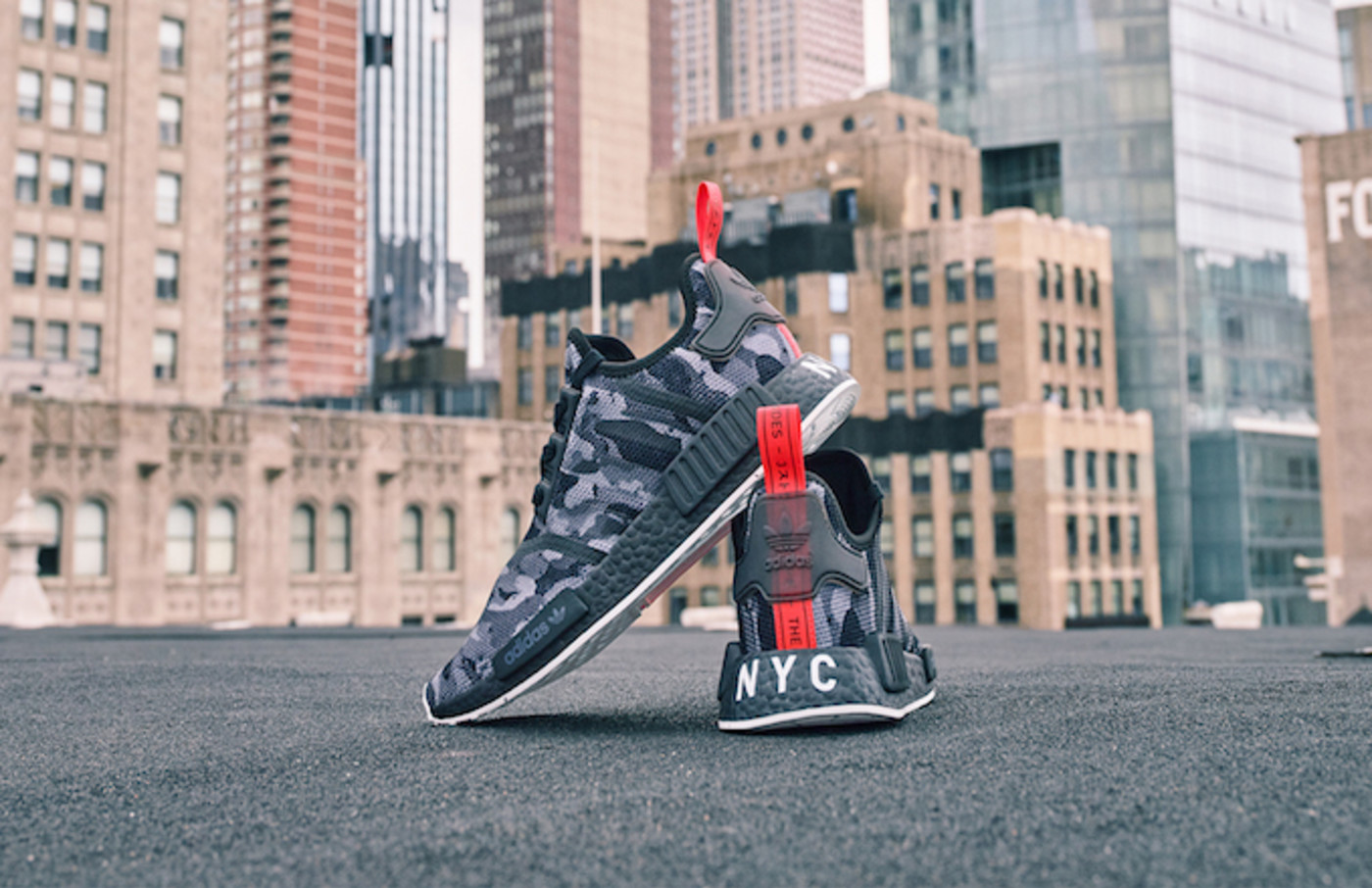 Betsy Trotwood Obsesión Mejorar The adidas Print Series NMD NYC drops in select Foot Locker and Champs  Sports locations today | Complex