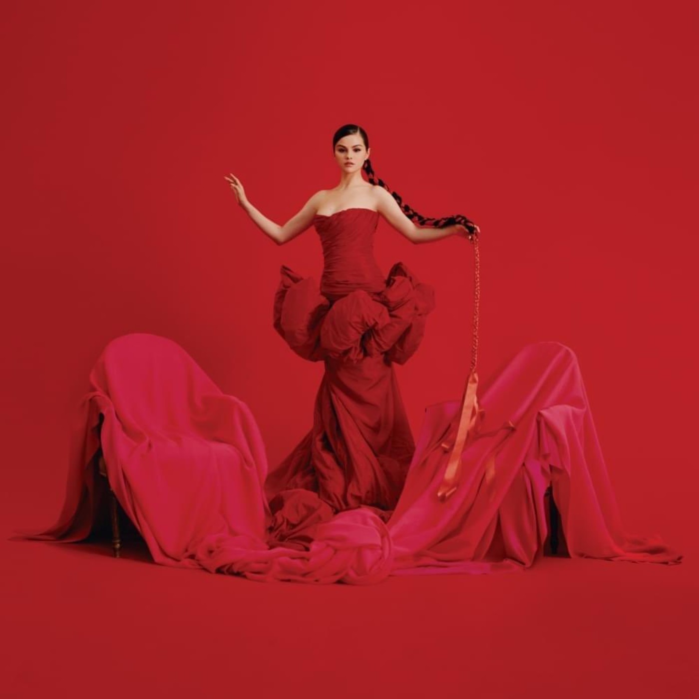 Selena Gomez Shares Spanish Language Revelacion Ep Complex Selena gomez dropped the song 'de una vez', a song in spanish, but can she speak the language fluently? selena gomez shares spanish language