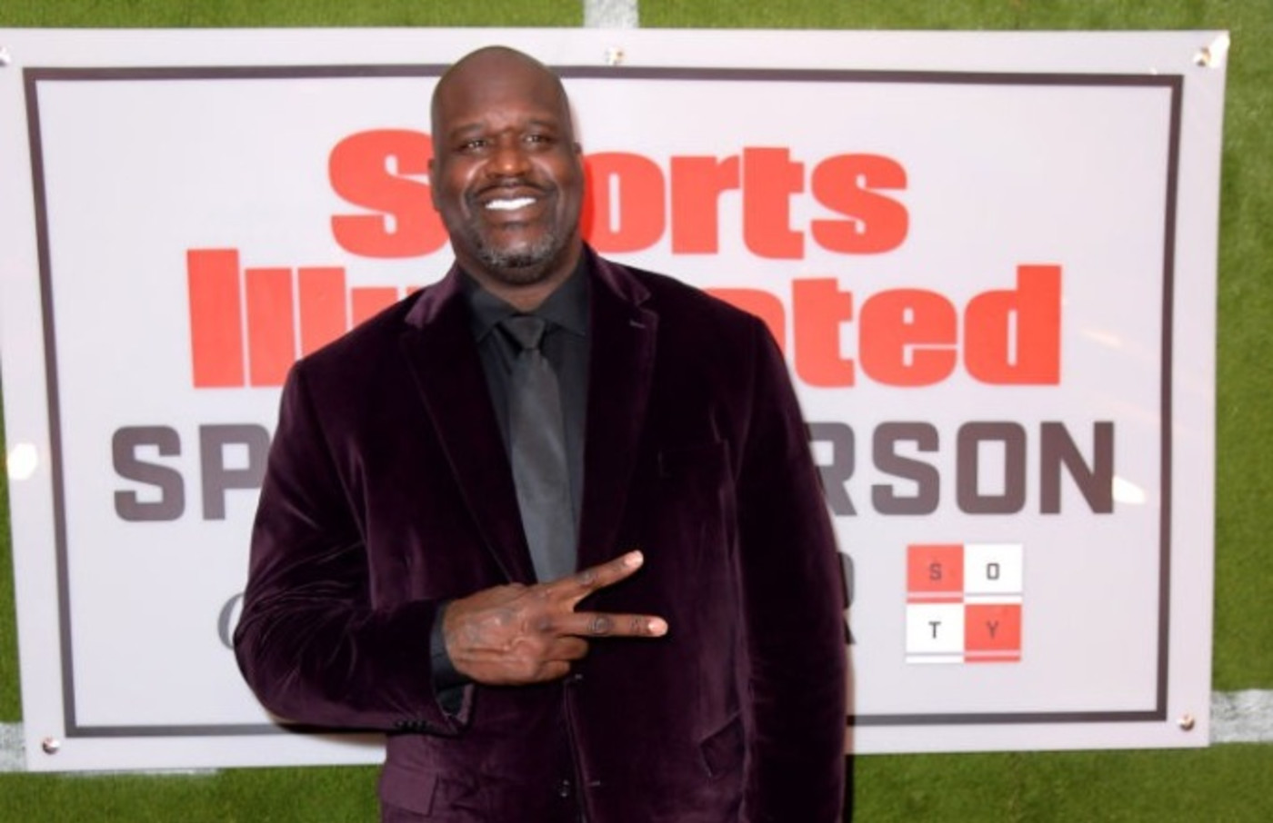 watch-shaq-share-a-hilarious-true-story-about-stevie-wonder-seeing-him-complex