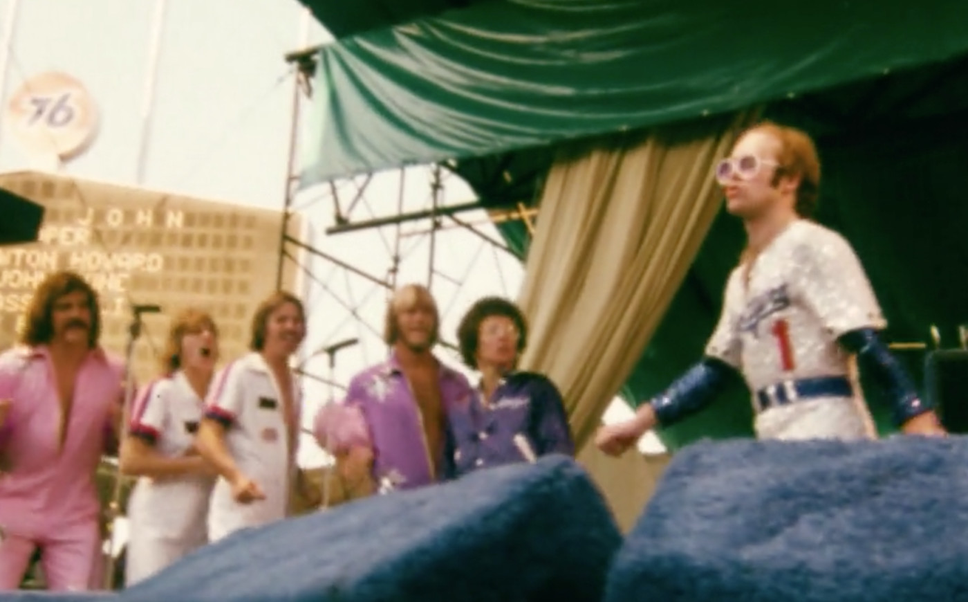 Watch Elton John Perform The B Tch Is Back At Dodger Stadium In 1975 Complex