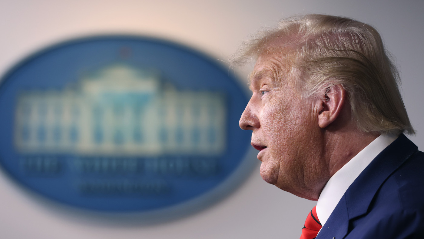 Trump Uses Golf Comparison When Talking About Police Using Excessive Force Complex
