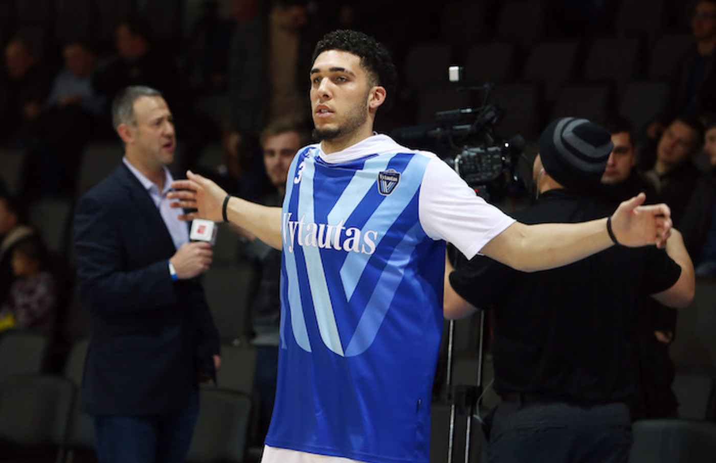 LiAngelo Ball Dropped 72 Points on Day He Declared for ...