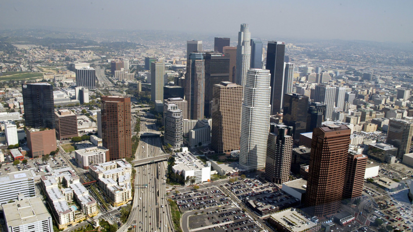 Los Angeles Experiences Cleanest Air Quality in Decades With City Shut