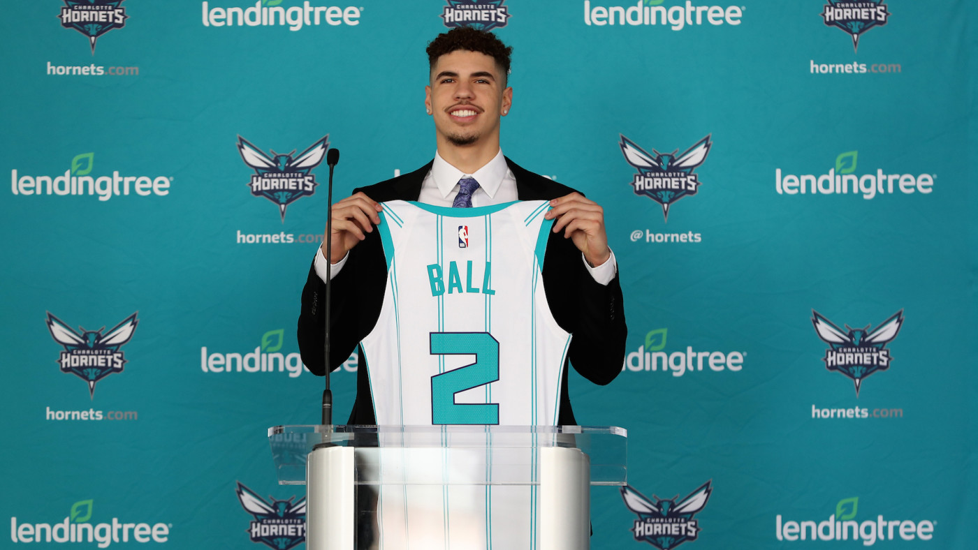 LaMelo Ball on If His Dad Could Beat Michael Jordan | Complex