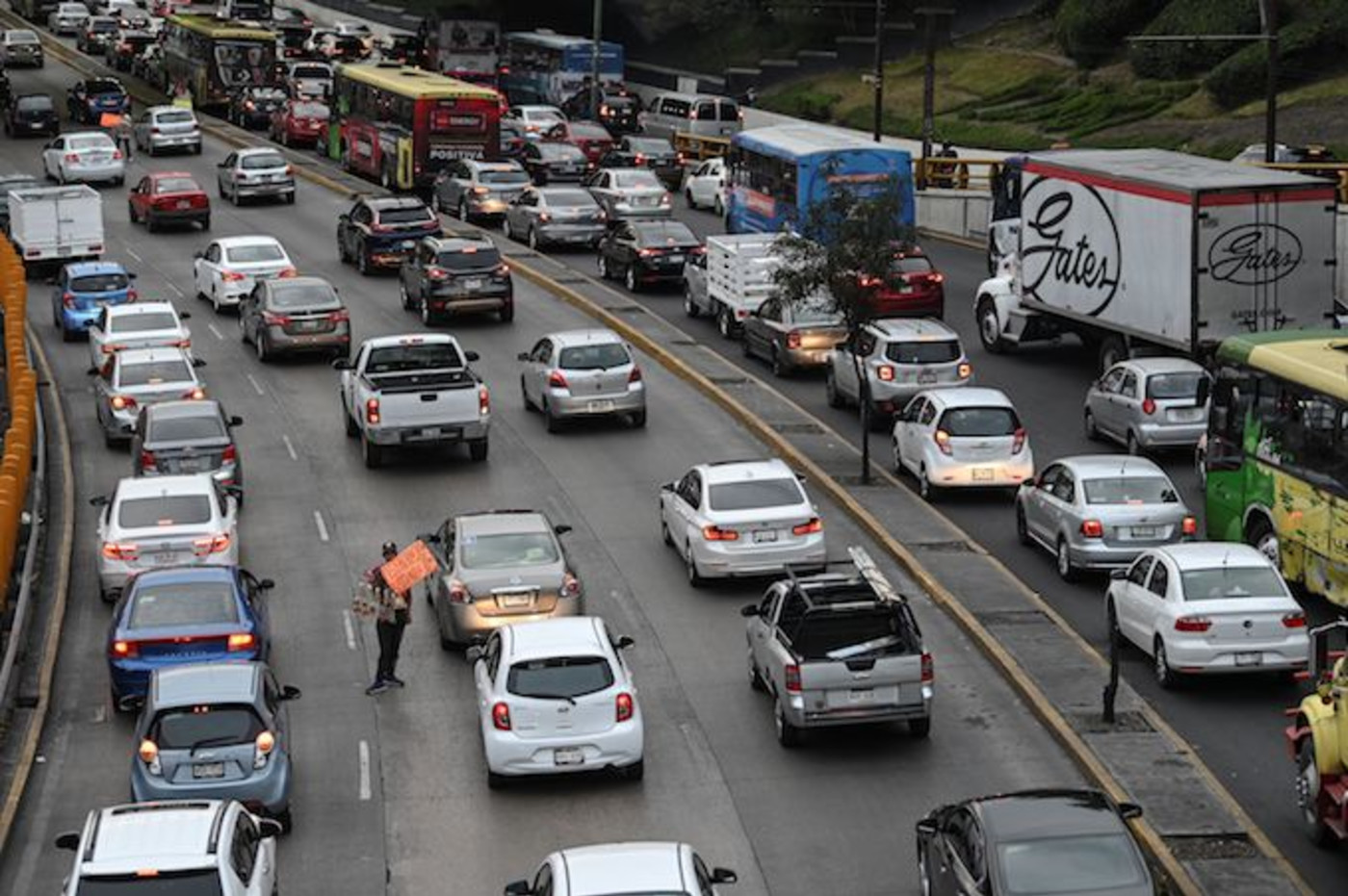 Dozens Injured Following Pileup of Over 60 Cars on Virginia Interstate