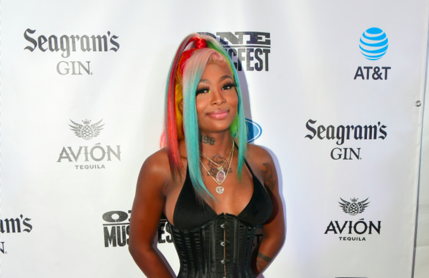 Summer Walker to Meet and Greet Critics: 'Please Respect ...