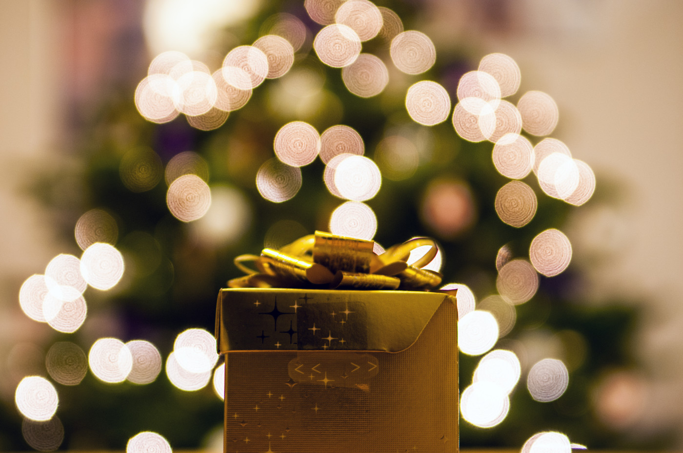 The Best Gifts For Your Girl S Parents Complex