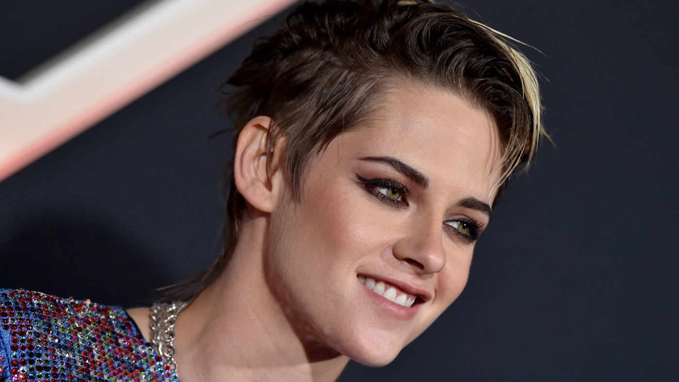 Kristen Stewart Will Portray Princess Diana In Upcoming Movie Spencer Complex