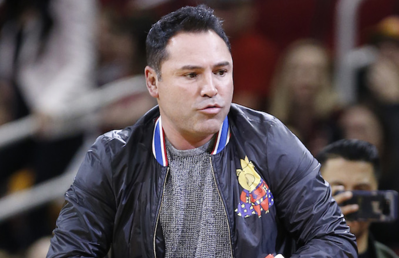 Oscar De La Hoya Sends Floyd Mayweather Cease And Desist Over Tampering Complex