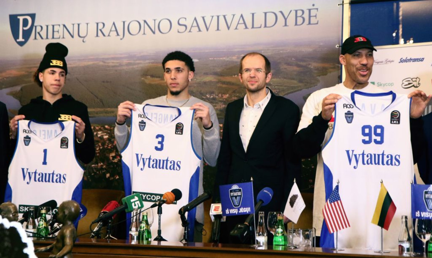 Lavar Ball Is Going To Coach Lamelo And Liangelo S Lithuanian Team